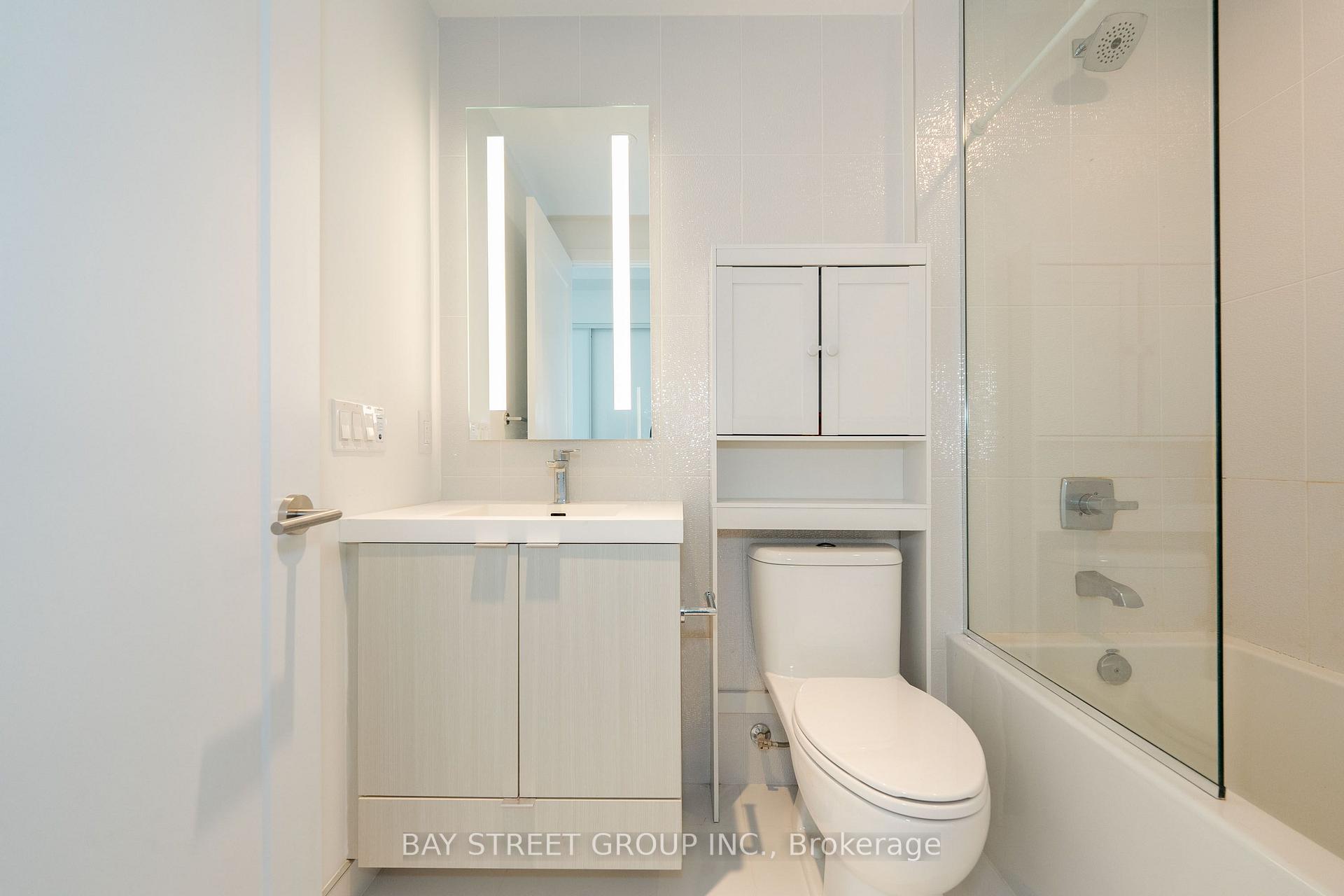 Photo 15 of Unit 3222, 585 Bloor Street E, Toronto, North St. James Town — HOMEH