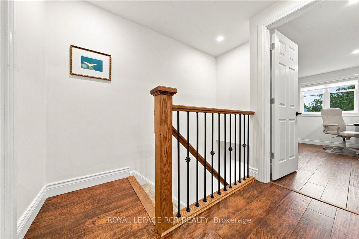 Photo 24 of 215 Oakwood Crescent, Orangeville — HOMEH