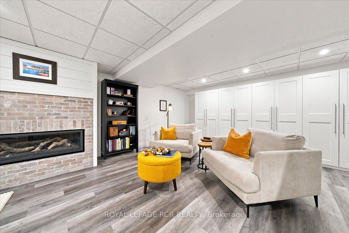 Photo 36 of 215 Oakwood Crescent, Orangeville — HOMEH
