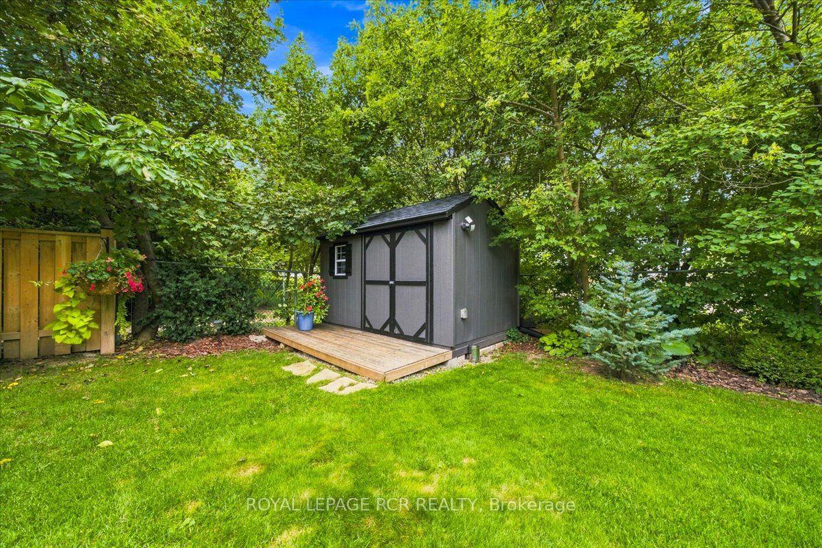 Photo 45 of 215 Oakwood Crescent, Orangeville — HOMEH