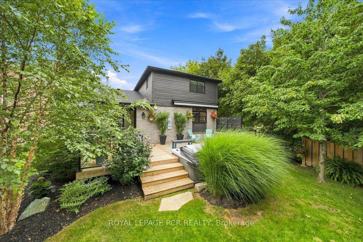 Photo 46 of 215 Oakwood Crescent, Orangeville — HOMEH
