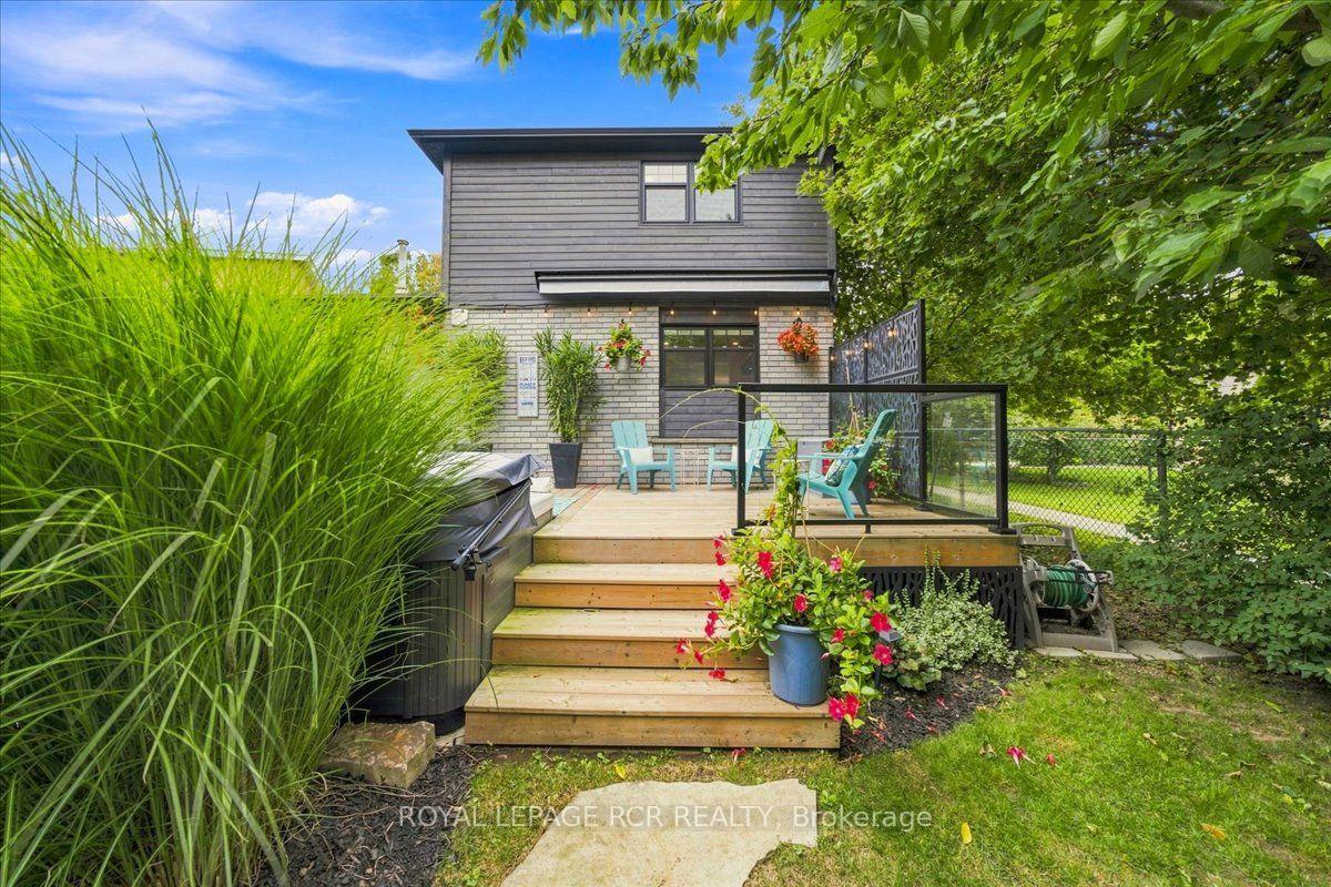 Photo 47 of 215 Oakwood Crescent, Orangeville — HOMEH