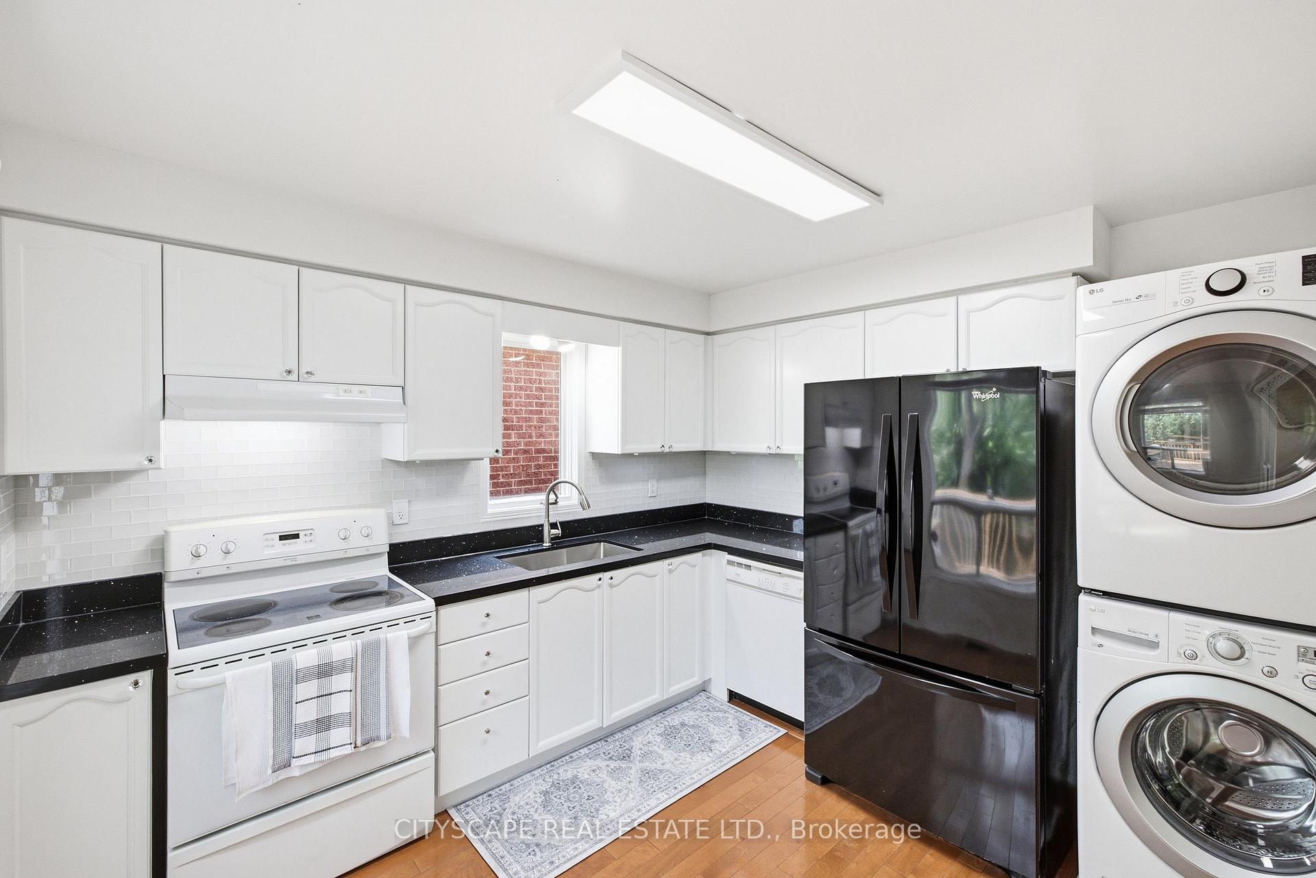 Photo 15 of 1143 Windgrove Square, Pickering, Liverpool — HOMEH