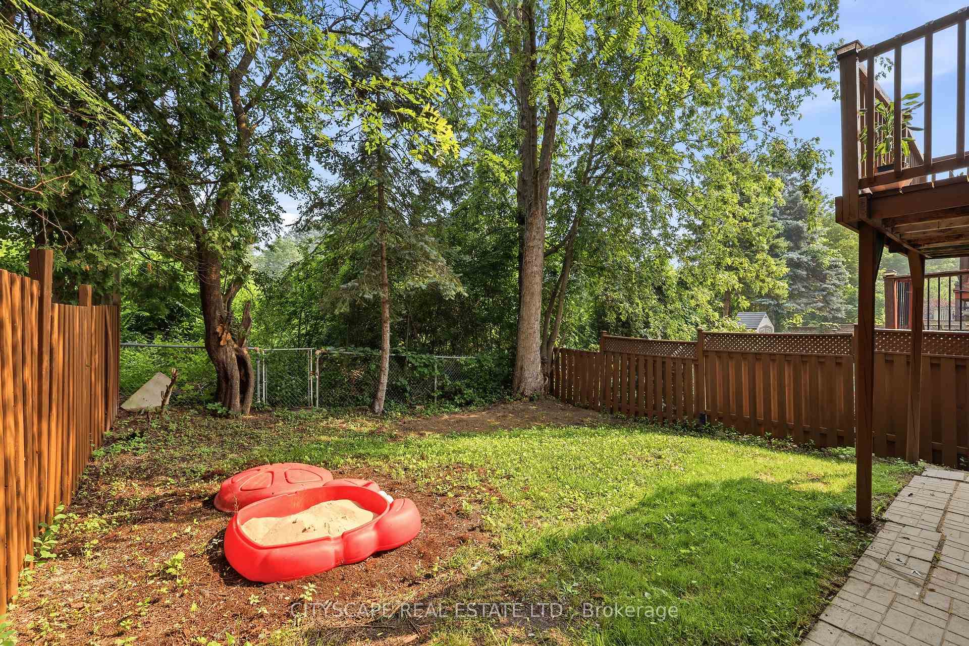 Photo 40 of 1143 Windgrove Square, Pickering, Liverpool — HOMEH