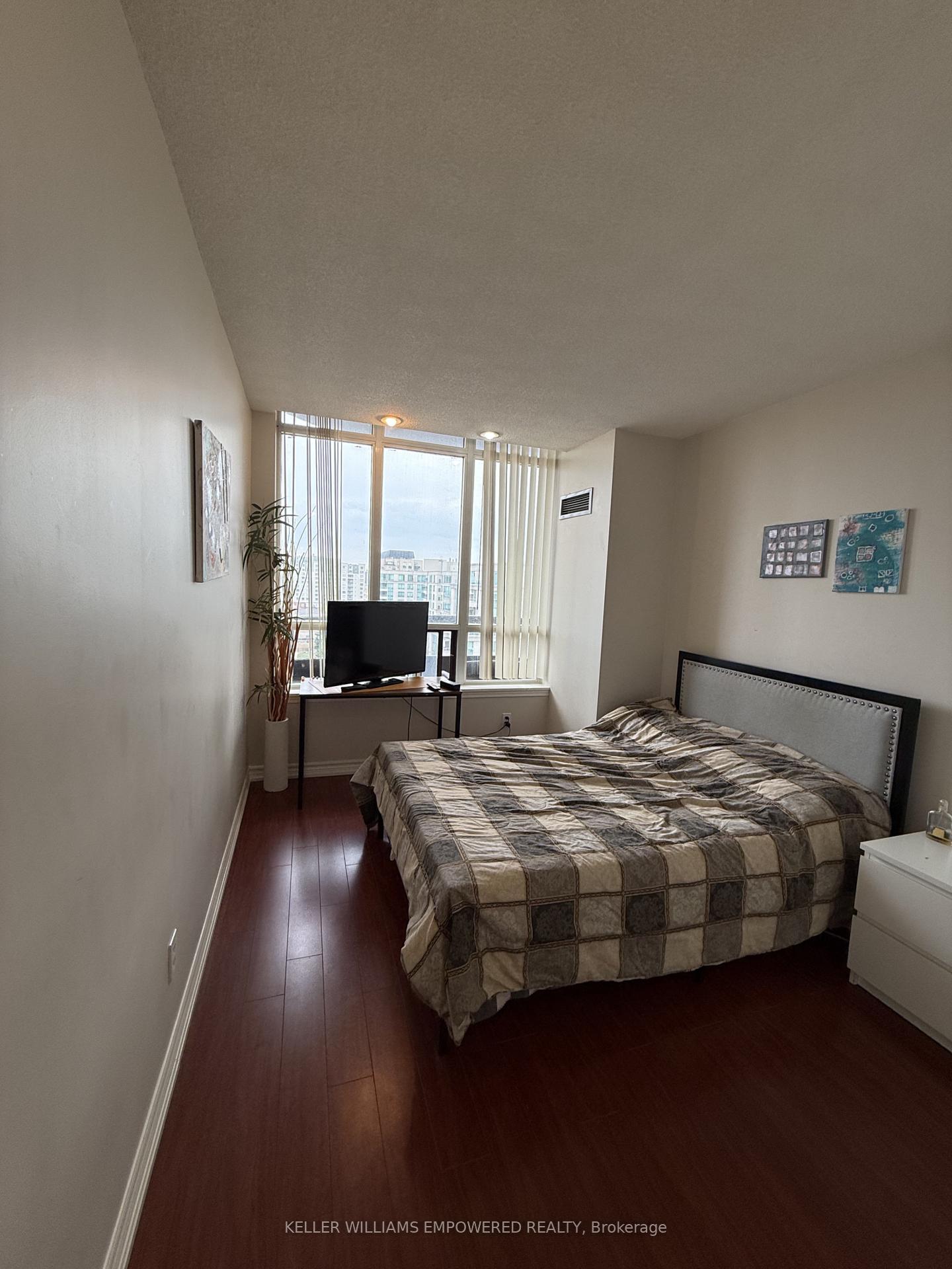 Photo 15 of Unit PH106, 81 Townsgate Drive, Vaughan, Crestwood-Springfarm-Yorkhill — HOMEH