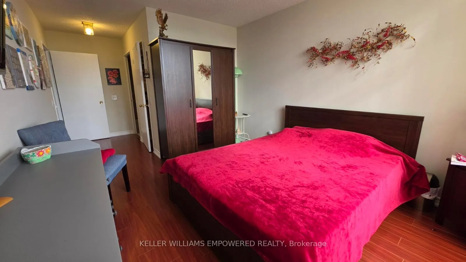Photo 12 of Unit PH106, 81 Townsgate Drive, Vaughan, Crestwood-Springfarm-Yorkhill — HOMEH