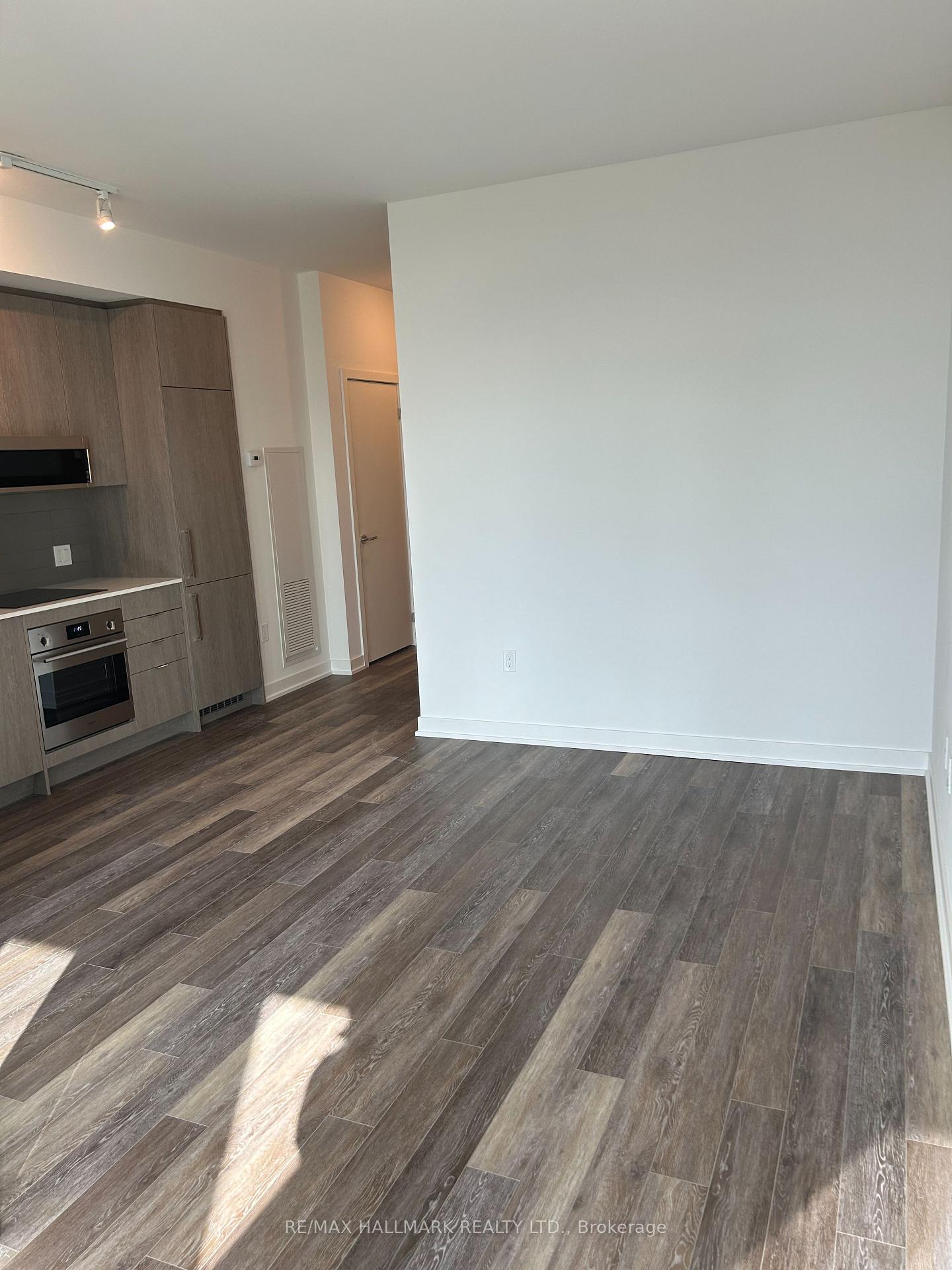Photo 7 of Unit 715, 250 Lawrence Avenue, Toronto, Lawrence Park North — HOMEH