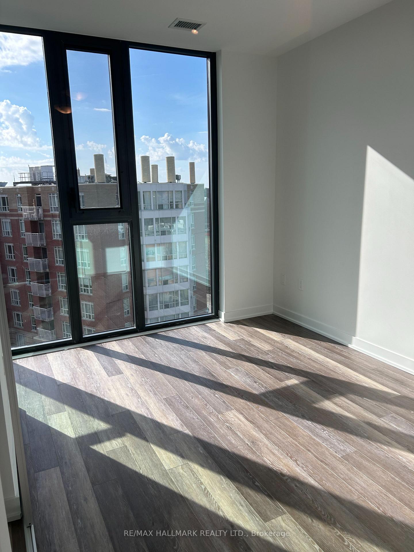 Photo 8 of Unit 715, 250 Lawrence Avenue, Toronto, Lawrence Park North — HOMEH
