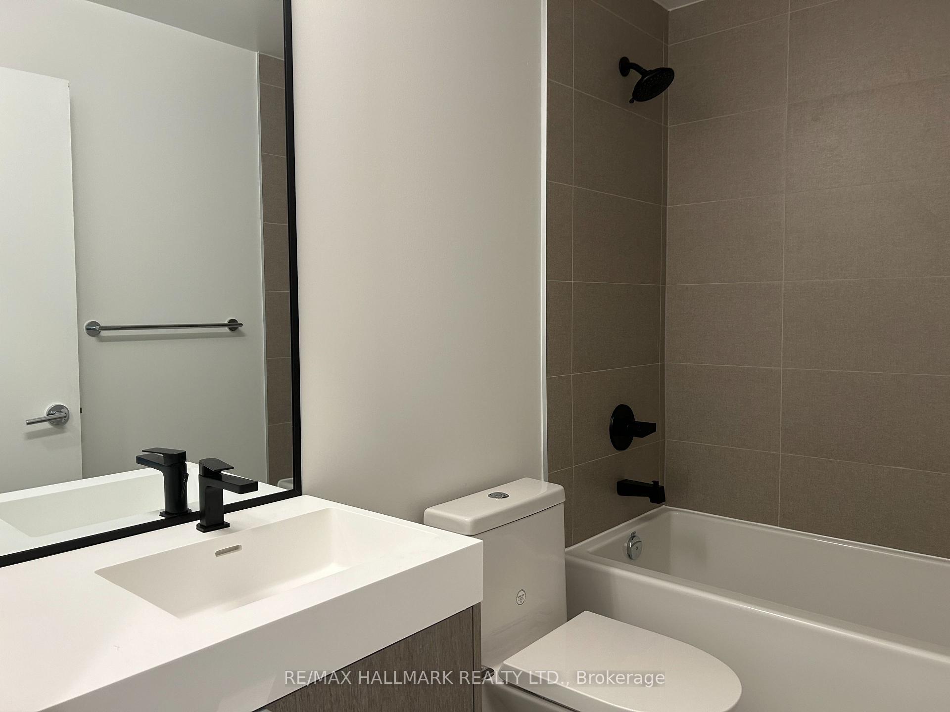 Photo 12 of Unit 715, 250 Lawrence Avenue, Toronto, Lawrence Park North — HOMEH