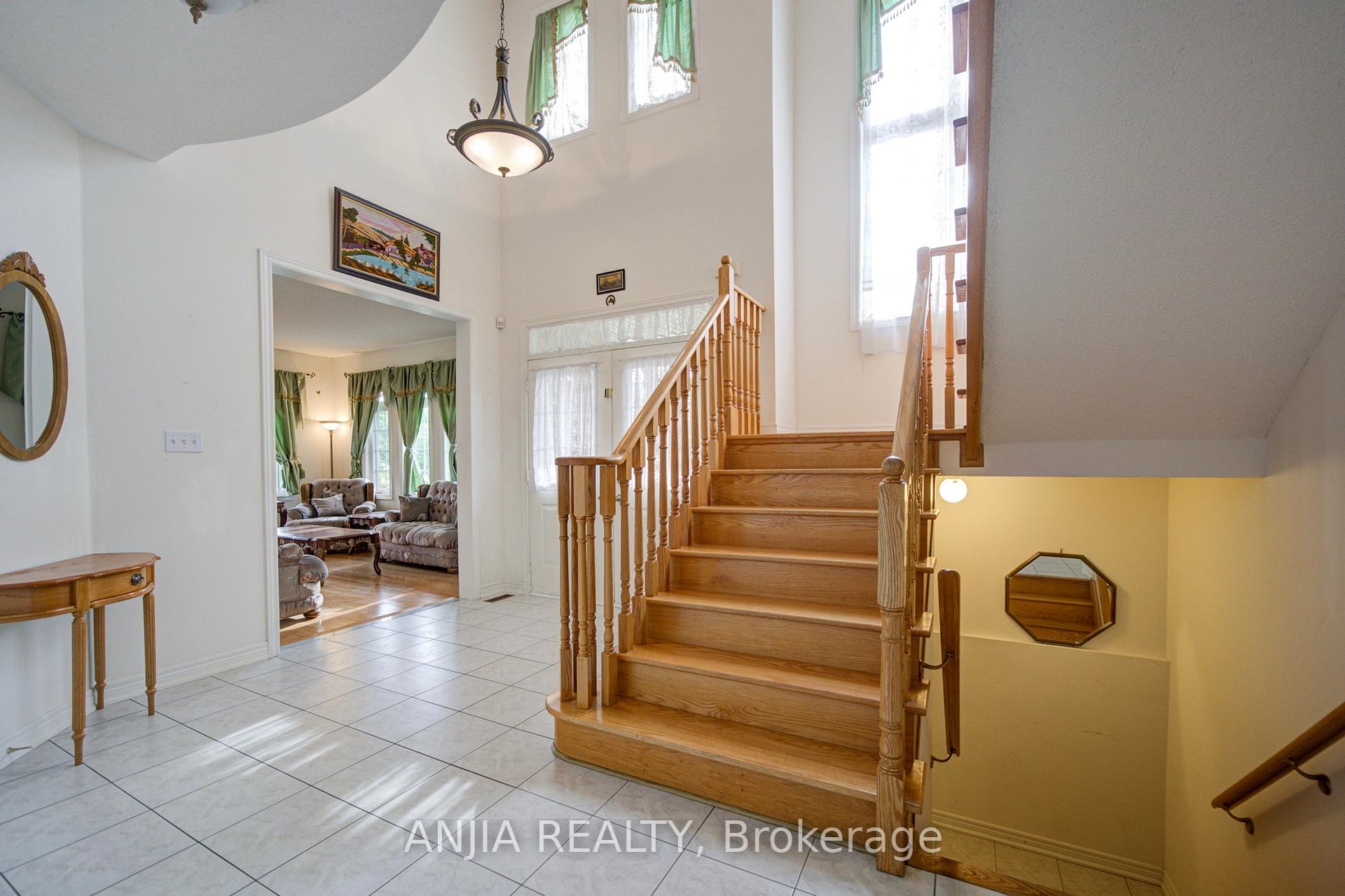 Photo 3 of 65 Staynor Crescent, Markham, Wismer — HOMEH