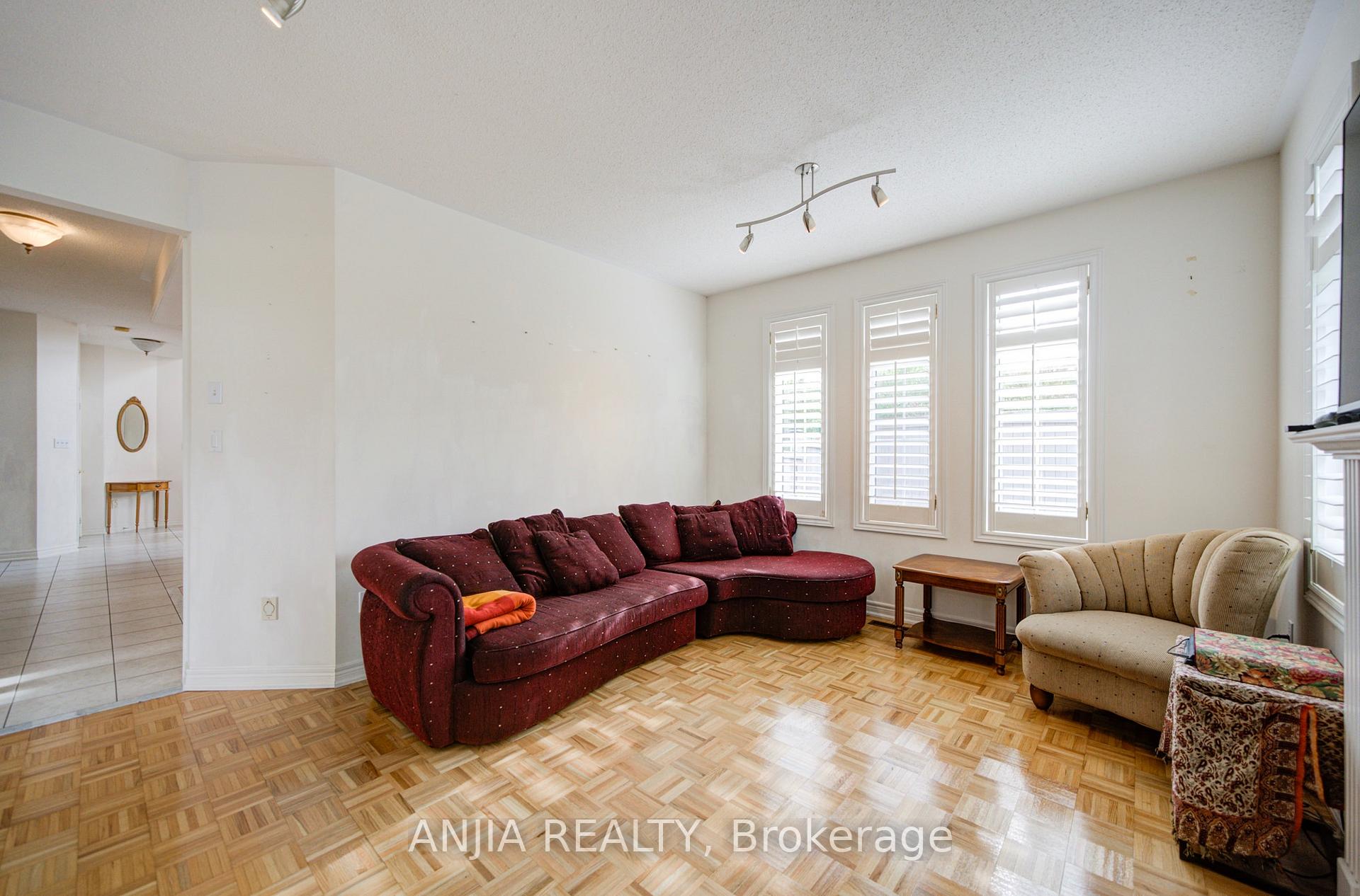 Photo 9 of 65 Staynor Crescent, Markham, Wismer — HOMEH