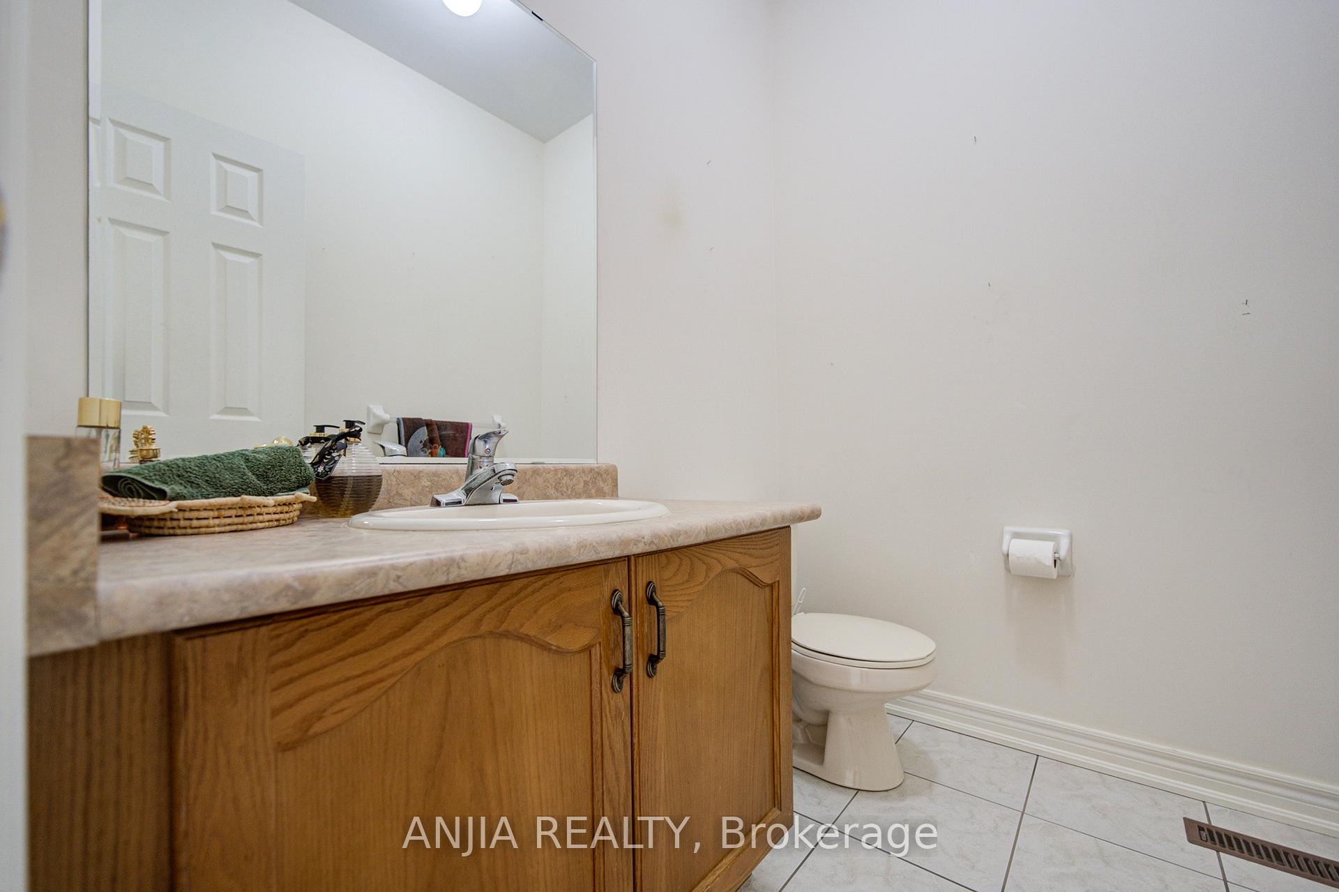 Photo 16 of 65 Staynor Crescent, Markham, Wismer — HOMEH