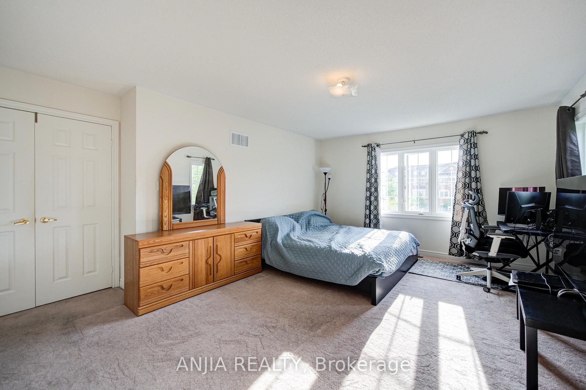 Photo 18 of 65 Staynor Crescent, Markham, Wismer — HOMEH