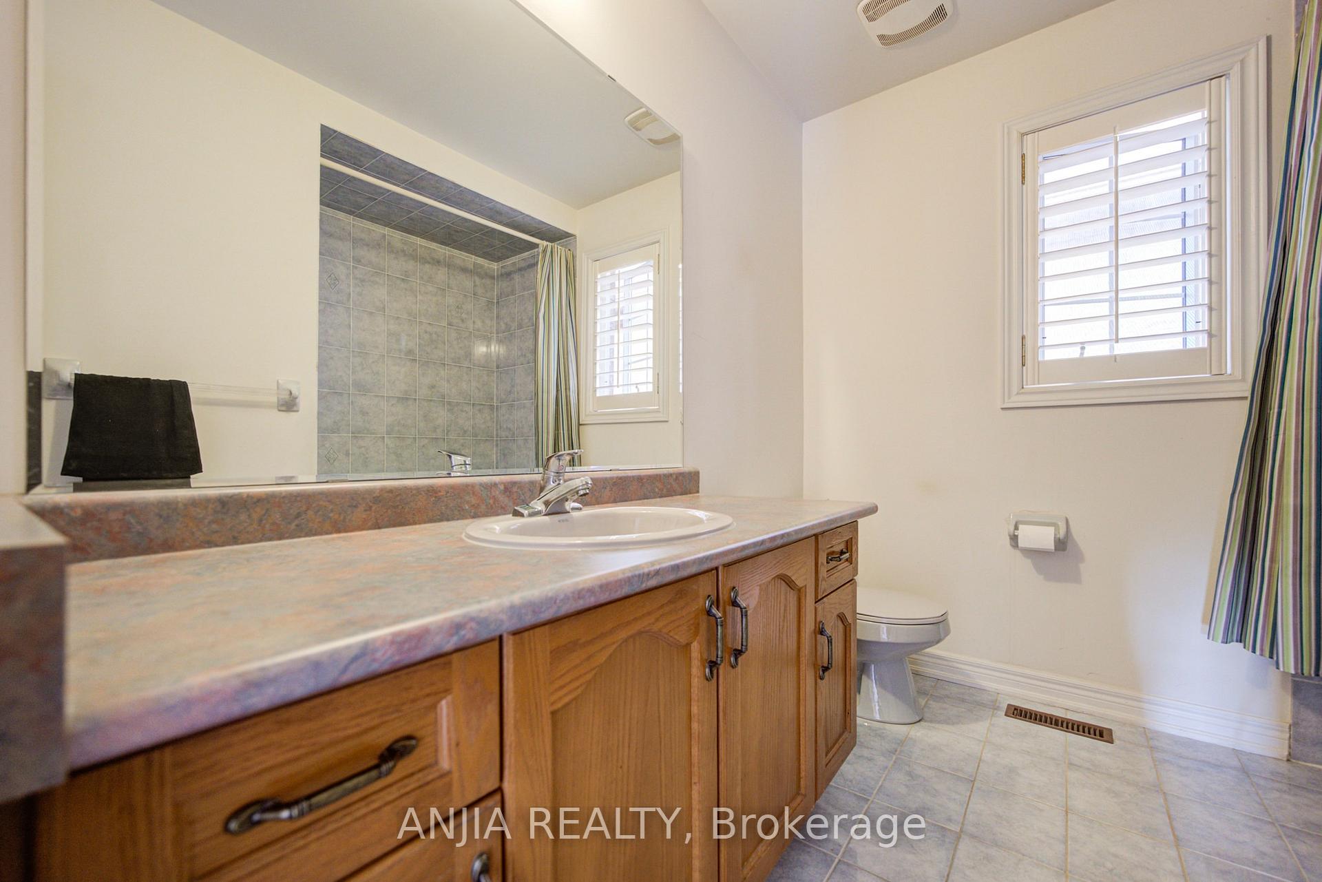 Photo 27 of 65 Staynor Crescent, Markham, Wismer — HOMEH