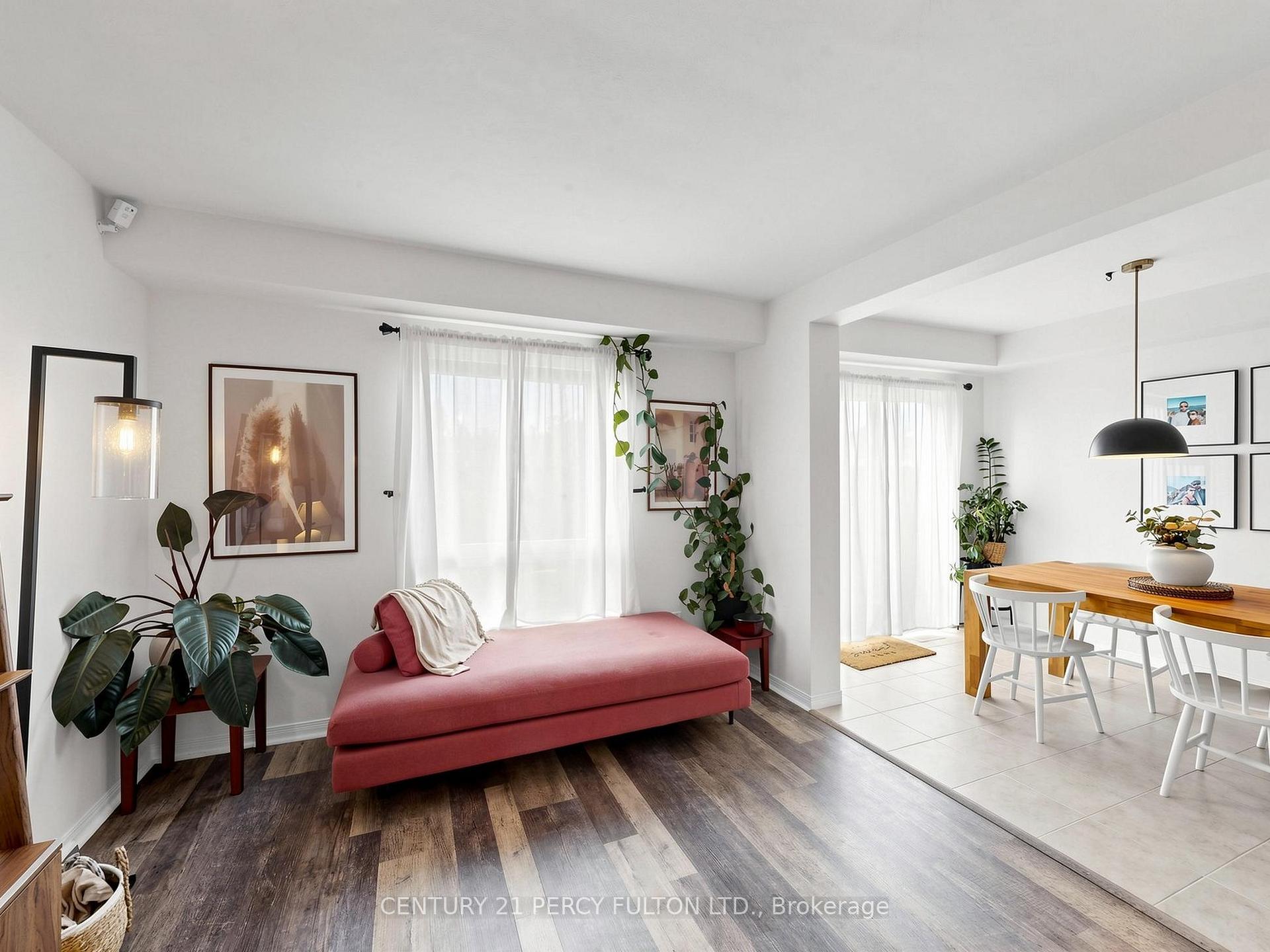 Photo 7 of 229 Dicenzo Drive, Hamilton, Ryckmans — HOMEH
