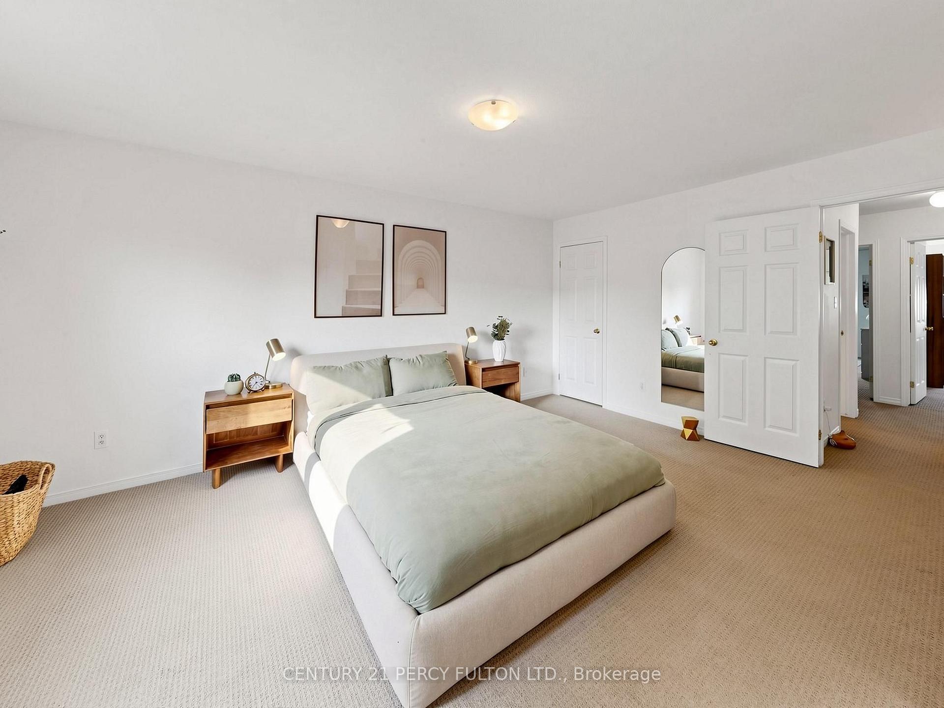 Photo 20 of 229 Dicenzo Drive, Hamilton, Ryckmans — HOMEH