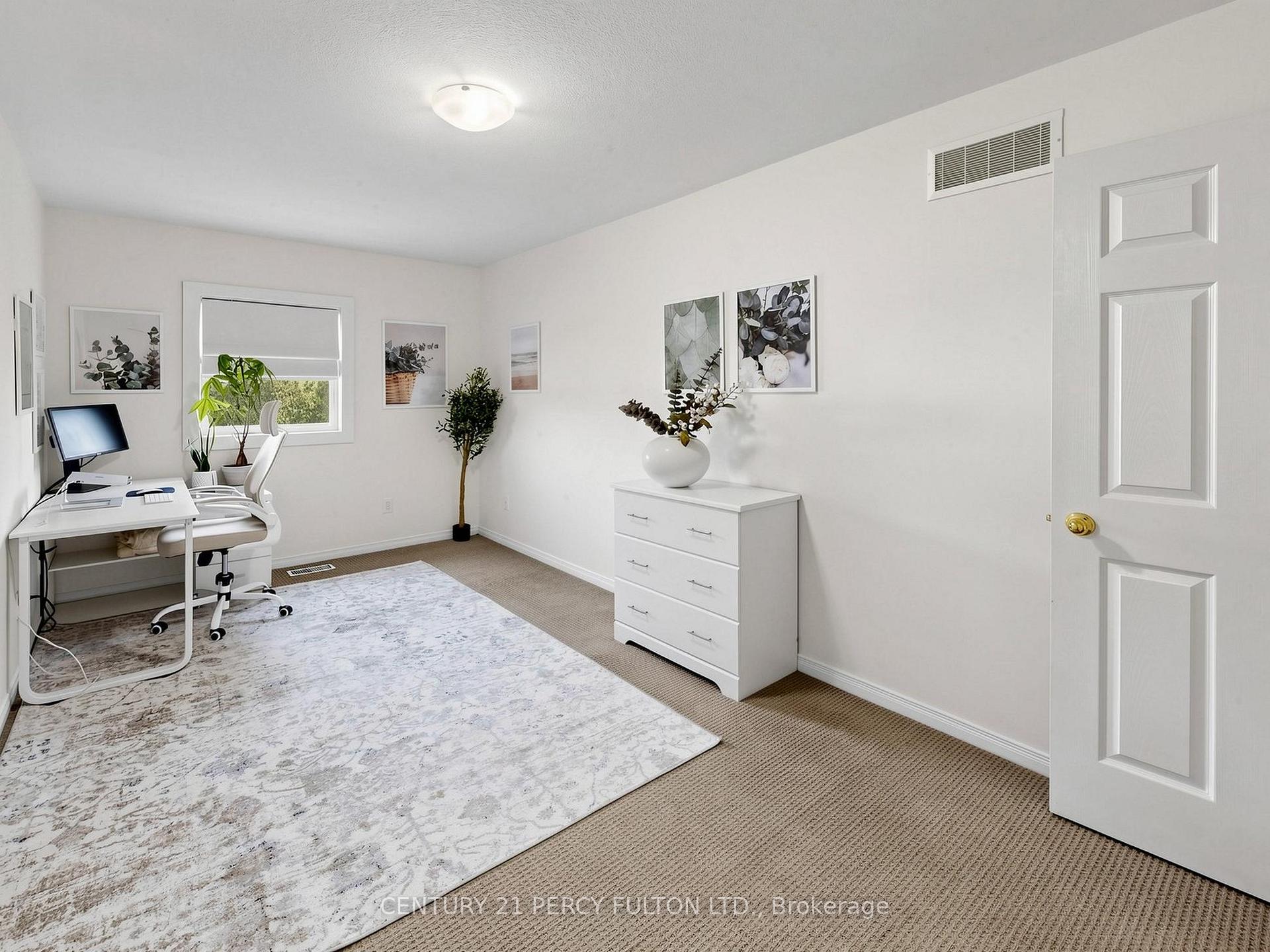 Photo 24 of 229 Dicenzo Drive, Hamilton, Ryckmans — HOMEH
