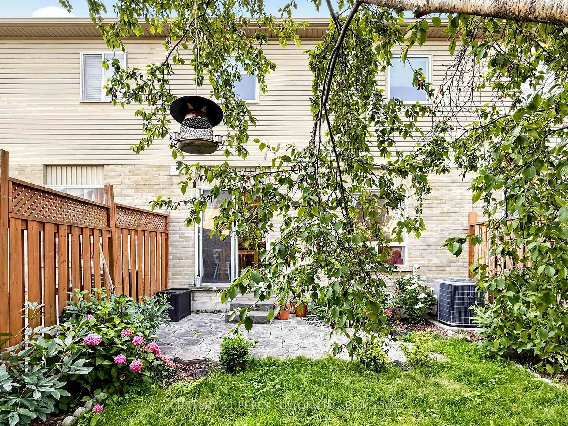 Photo 39 of 229 Dicenzo Drive, Hamilton, Ryckmans — HOMEH
