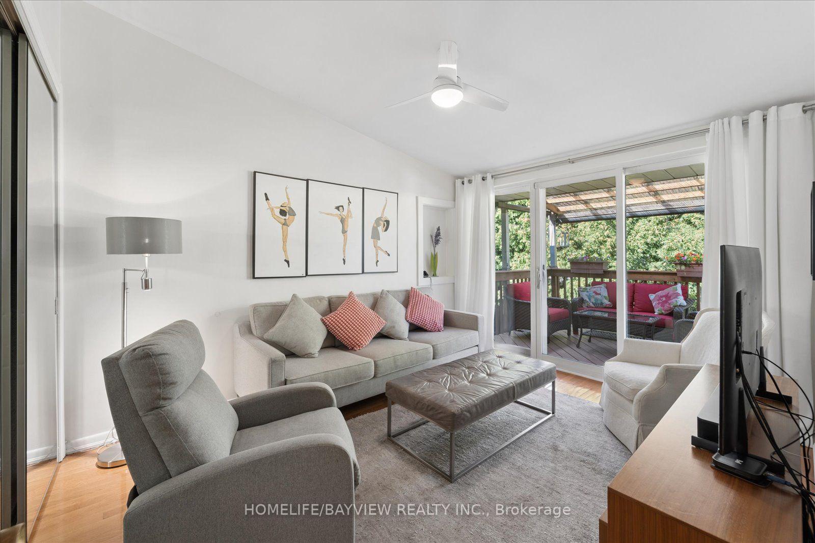 Photo 15 of 24 Ravenscroft Circle, North York, Bayview Village — HOMEH