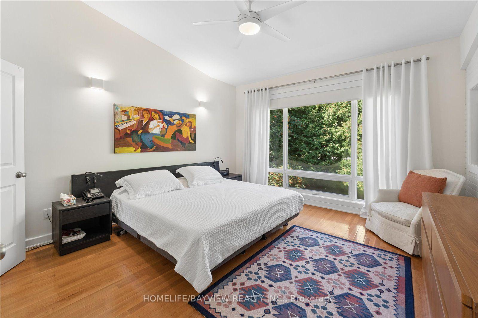 Photo 22 of 24 Ravenscroft Circle, North York, Bayview Village — HOMEH