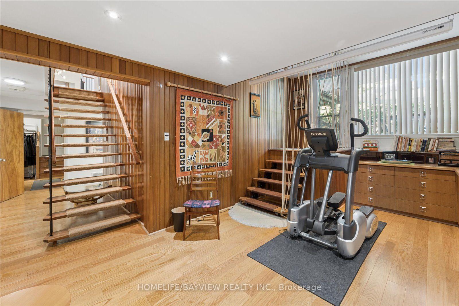 Photo 30 of 24 Ravenscroft Circle, North York, Bayview Village — HOMEH