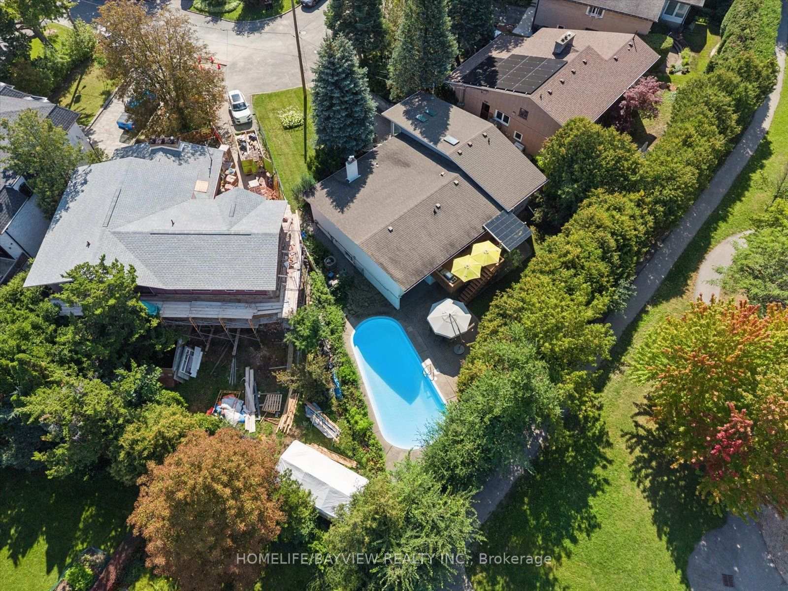 Photo 47 of 24 Ravenscroft Circle, North York, Bayview Village — HOMEH