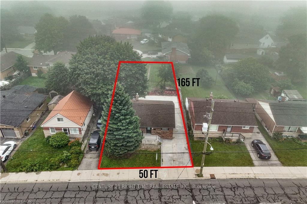 Photo 3 of 441 West 5th Street, Hamilton, Bonnington — HOMEH