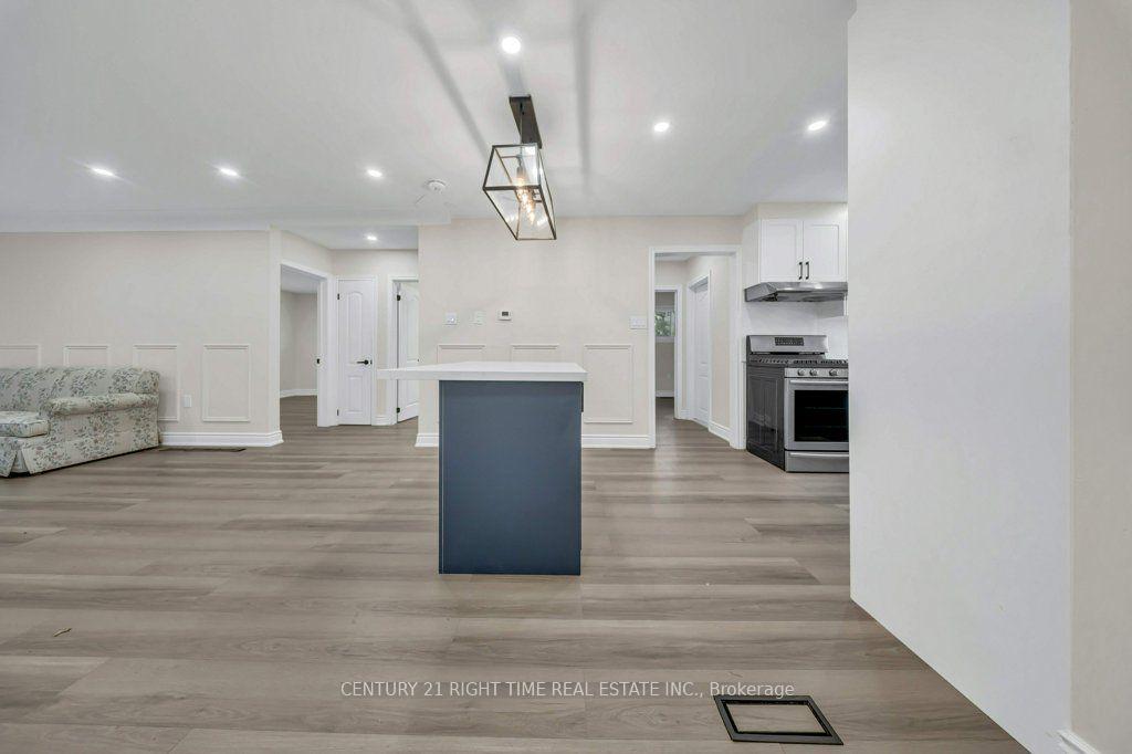 Photo 4 of 441 West 5th Street, Hamilton, Bonnington — HOMEH