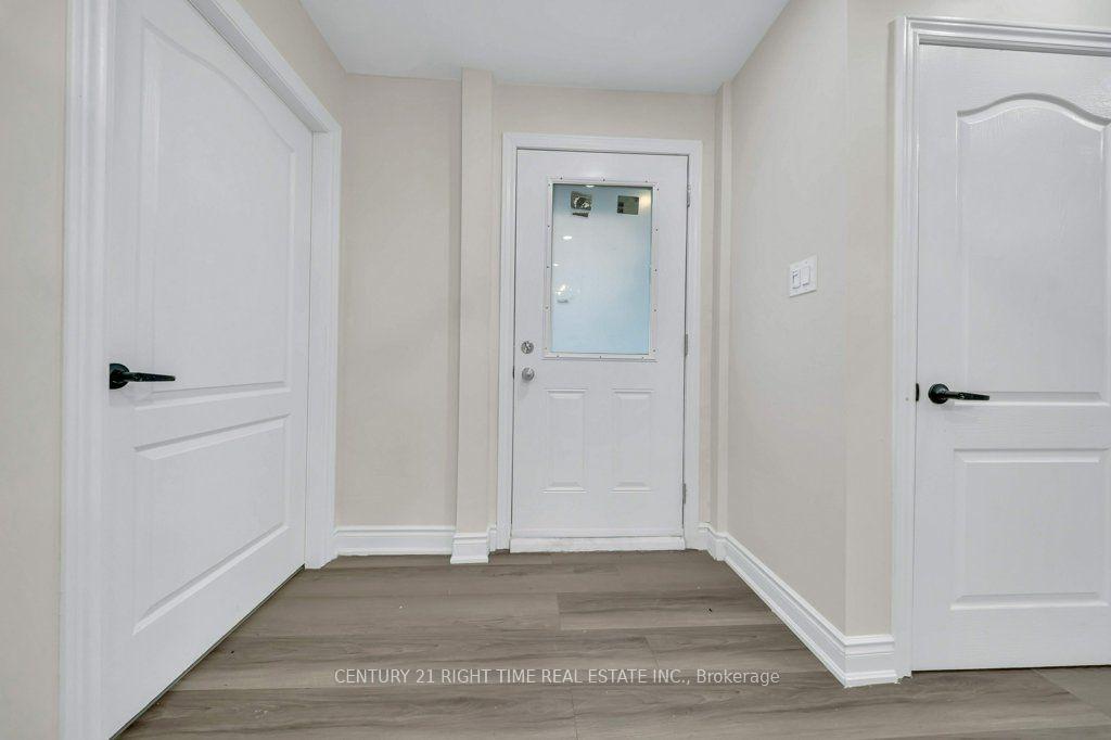 Photo 5 of 441 West 5th Street, Hamilton, Bonnington — HOMEH