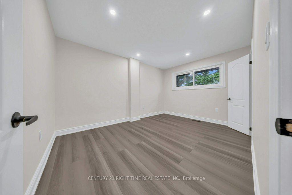 Photo 17 of 441 West 5th Street, Hamilton, Bonnington — HOMEH