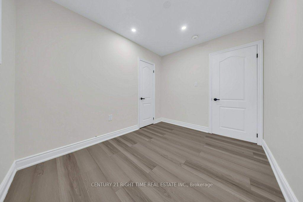 Photo 20 of 441 West 5th Street, Hamilton, Bonnington — HOMEH