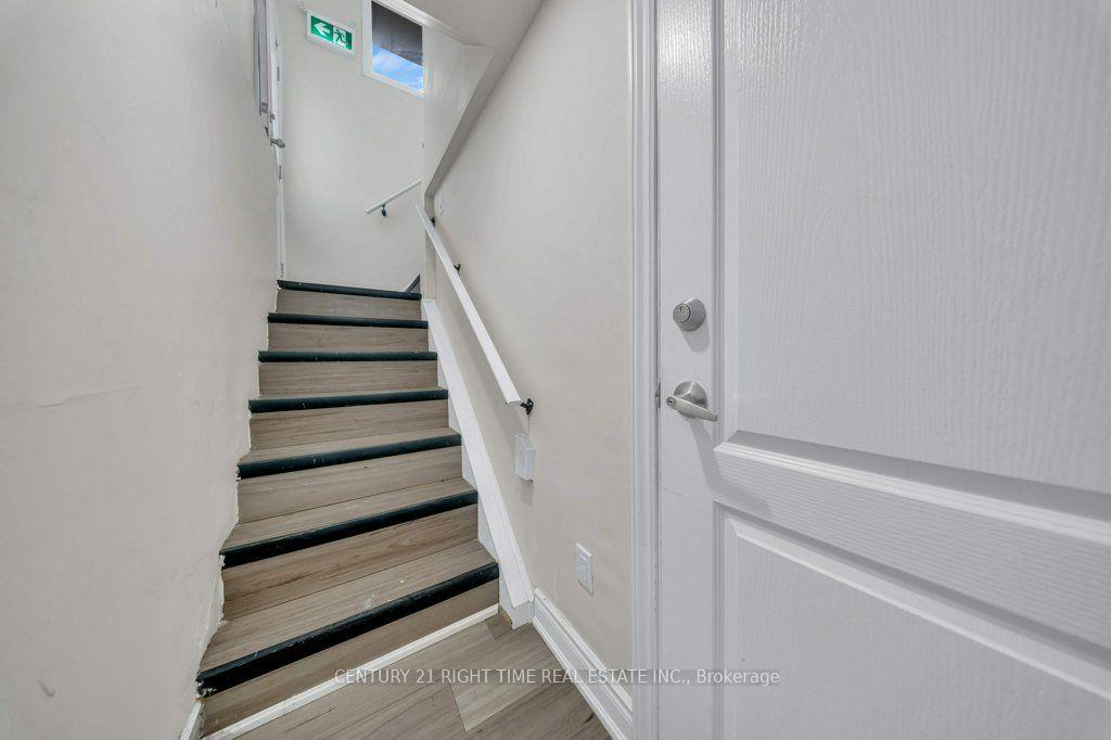 Photo 24 of 441 West 5th Street, Hamilton, Bonnington — HOMEH