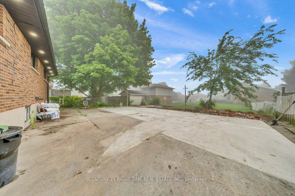 Photo 39 of 441 West 5th Street, Hamilton, Bonnington — HOMEH