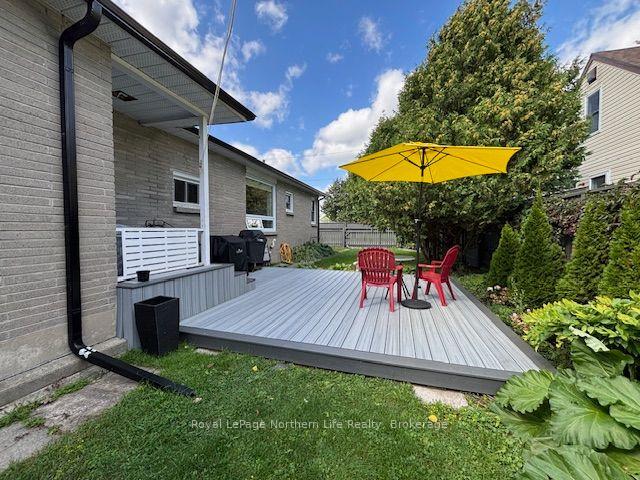 Photo 7 of 808 Queen Street, North Bay, Ferris — HOMEH