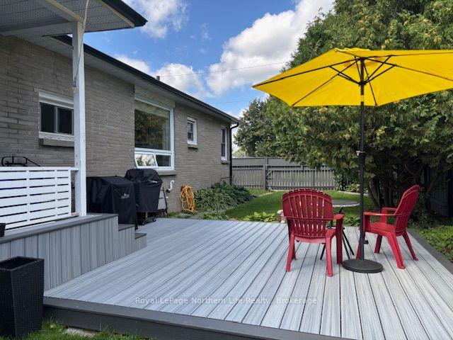 Photo 13 of 808 Queen Street, North Bay, Ferris — HOMEH