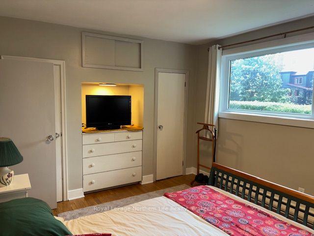 Photo 25 of 808 Queen Street, North Bay, Ferris — HOMEH