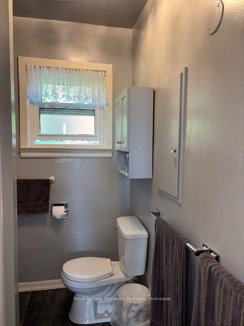 Photo 26 of 808 Queen Street, North Bay, Ferris — HOMEH