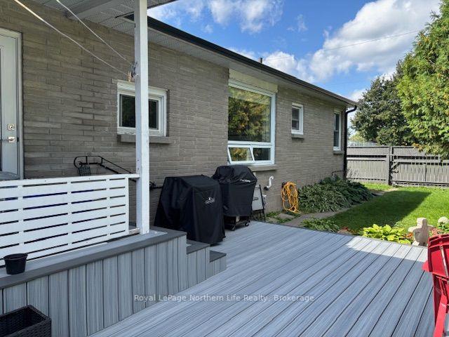 Photo 47 of 808 Queen Street, North Bay, Ferris — HOMEH
