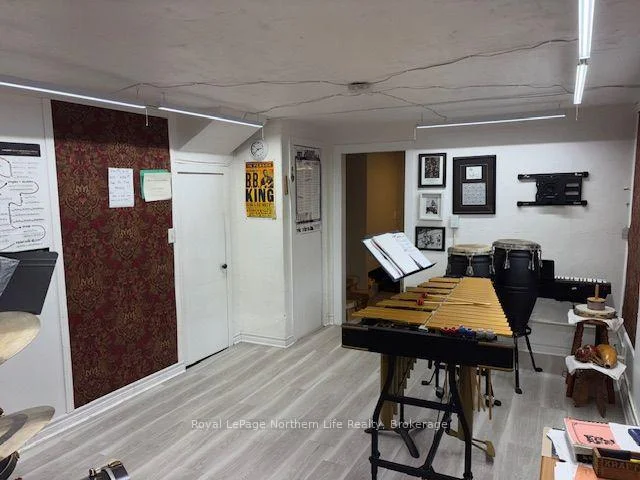 Photo 38 of 808 Queen Street, North Bay, Ferris — HOMEH