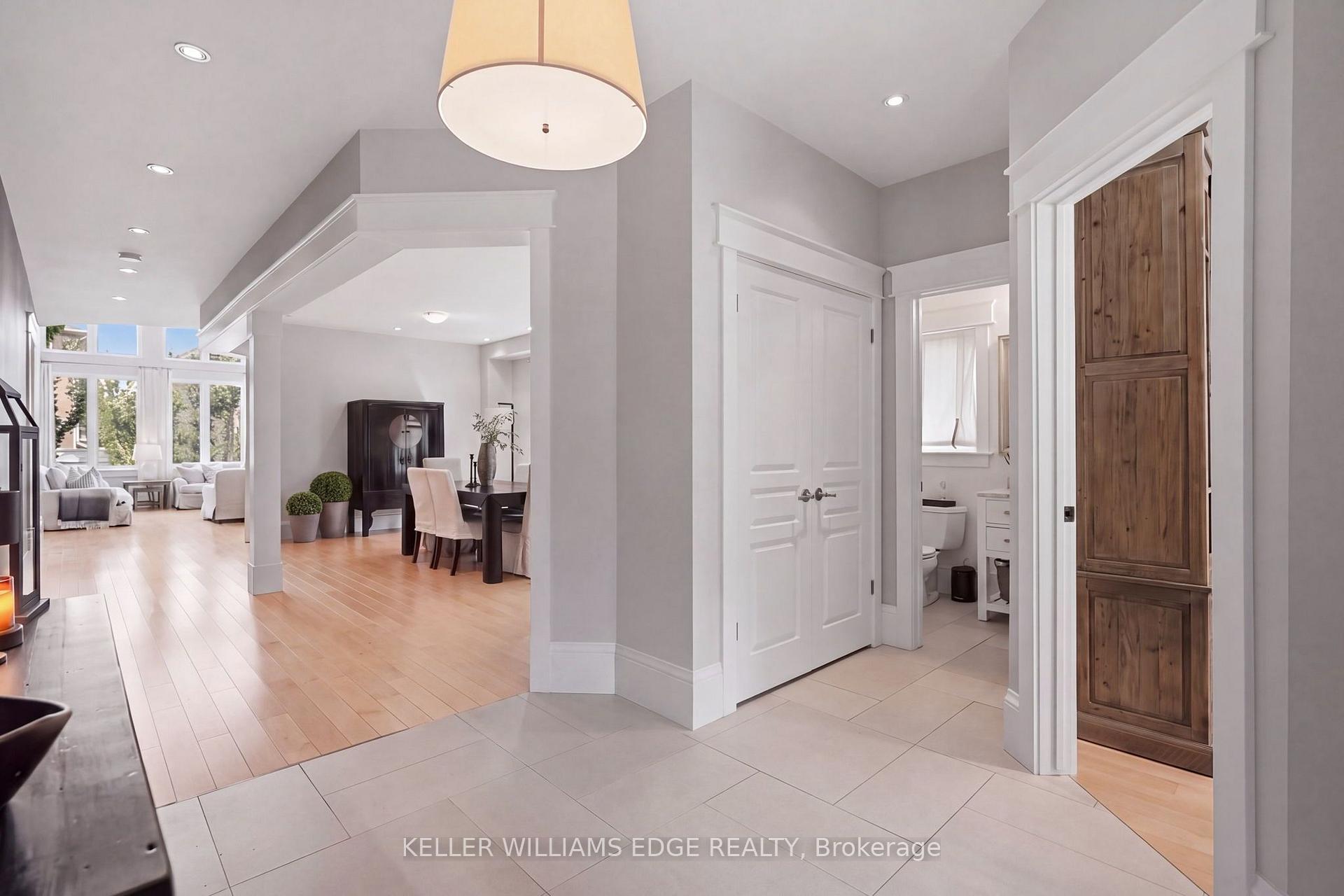 Photo 2 of 3202 Saltaire Crescent, Oakville, Bronte Creek — HOMEH