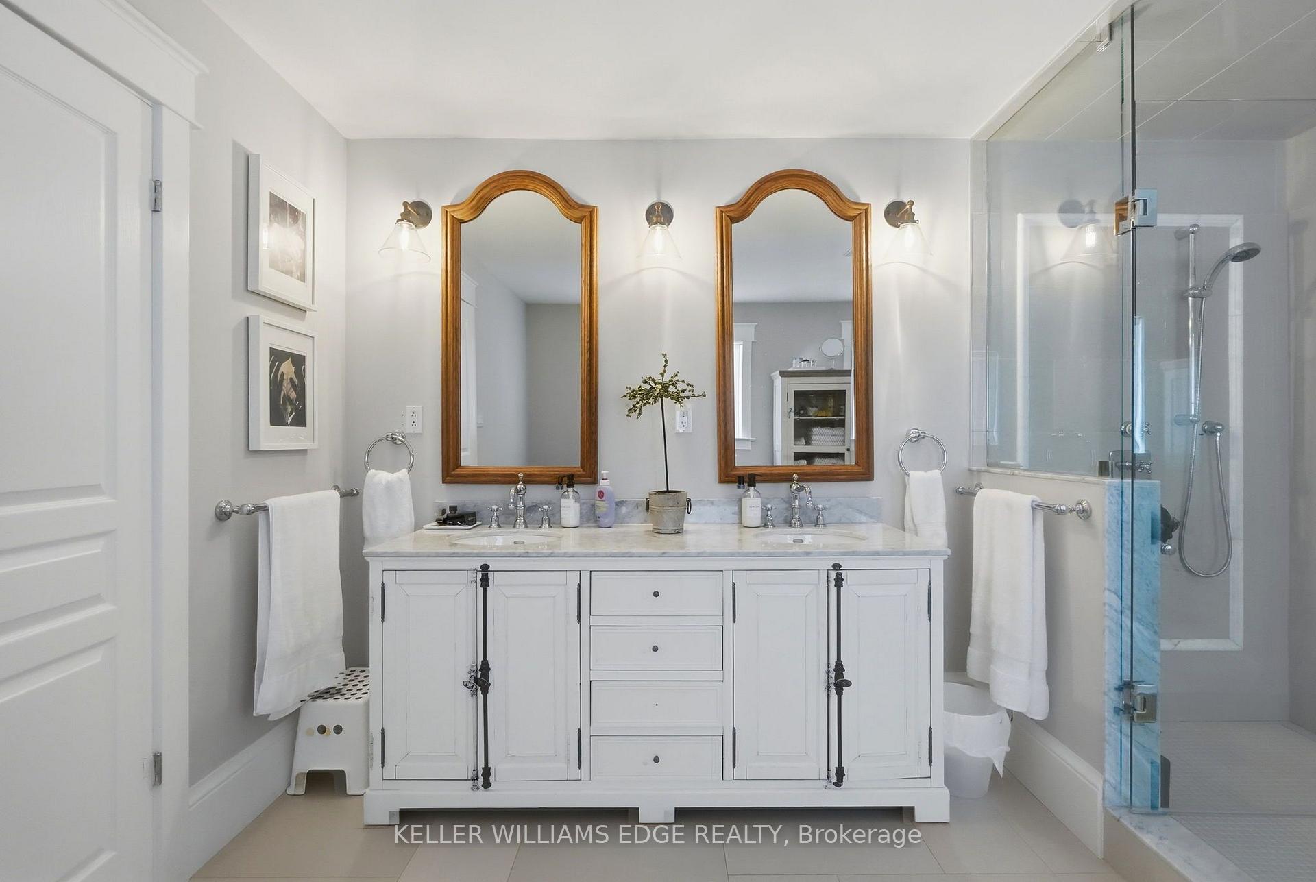 Photo 23 of 3202 Saltaire Crescent, Oakville, Bronte Creek — HOMEH