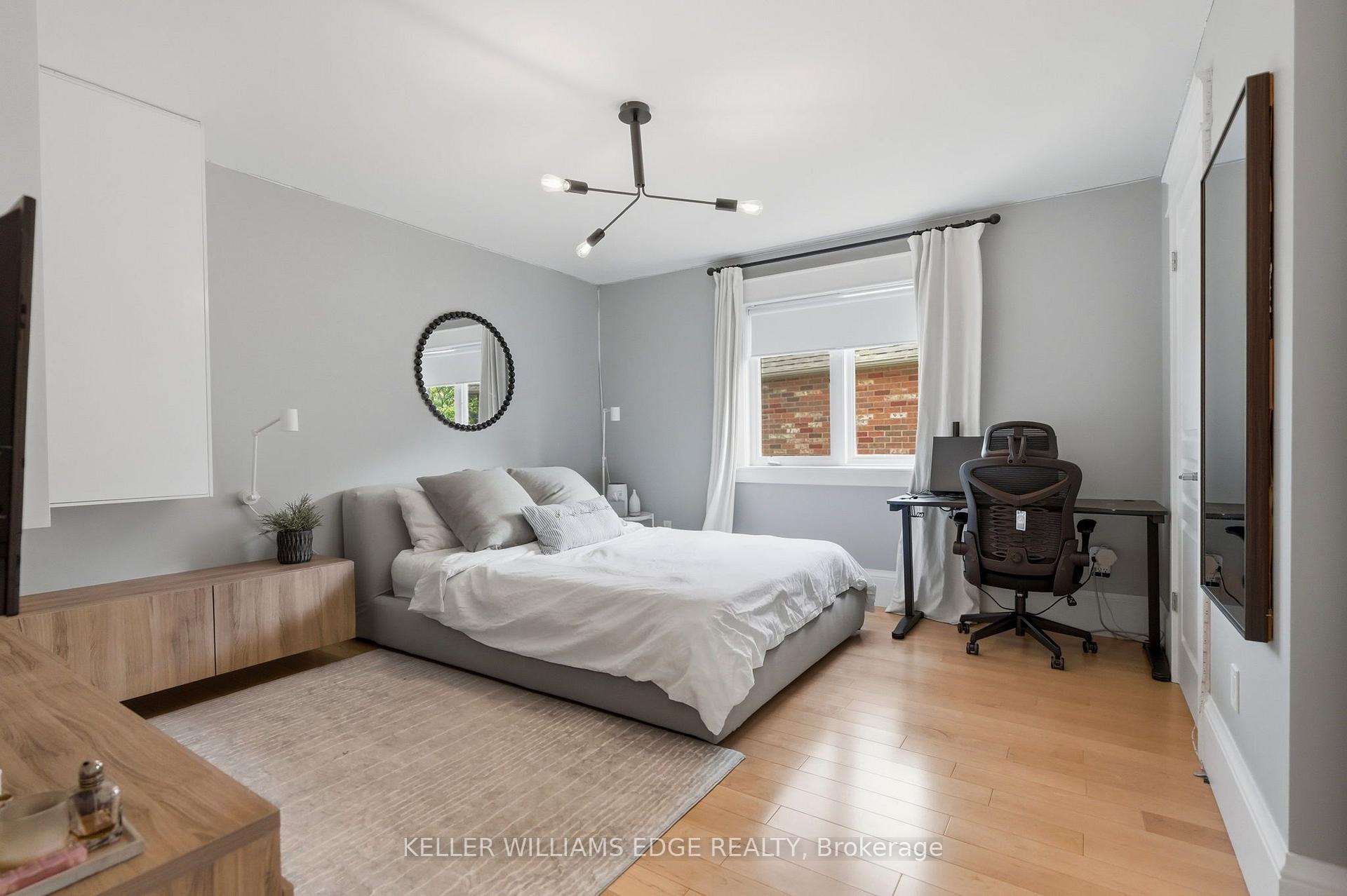 Photo 31 of 3202 Saltaire Crescent, Oakville, Bronte Creek — HOMEH
