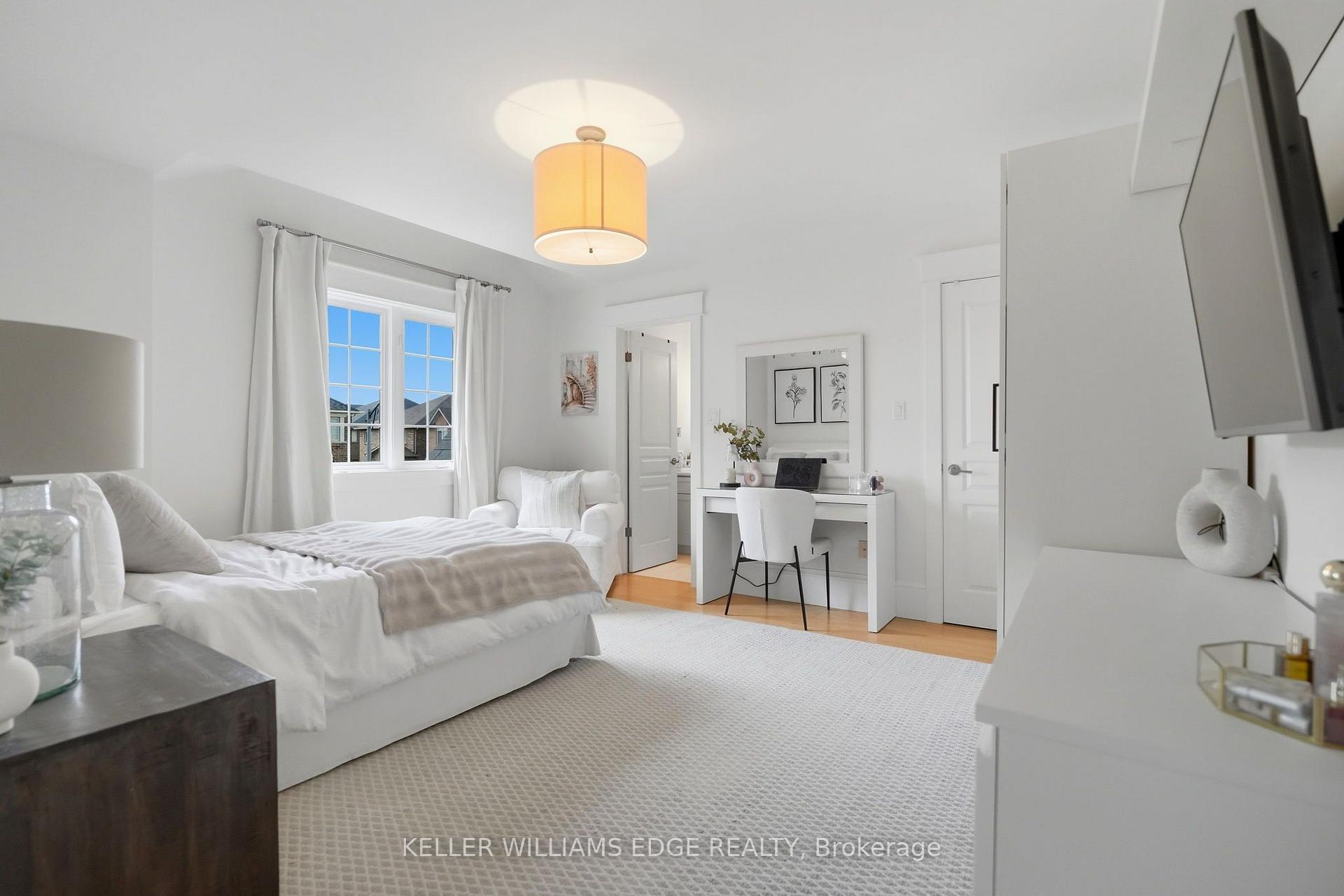 Photo 36 of 3202 Saltaire Crescent, Oakville, Bronte Creek — HOMEH