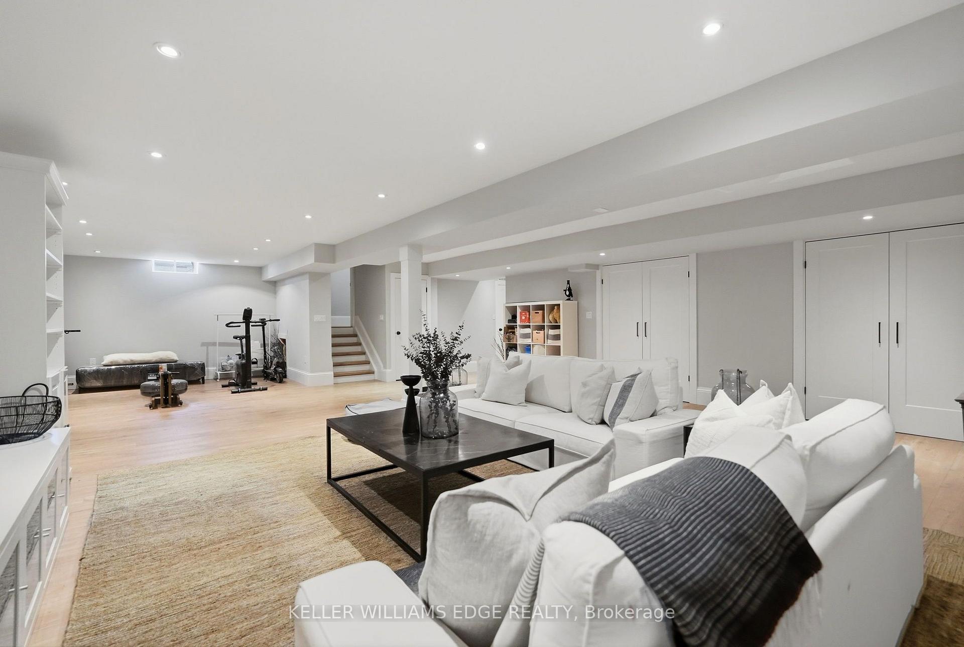 Photo 42 of 3202 Saltaire Crescent, Oakville, Bronte Creek — HOMEH