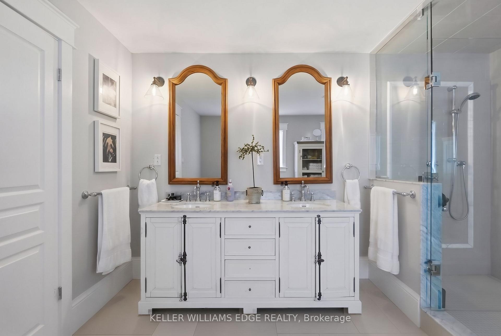 Photo 24 of 3202 Saltaire Crescent, Oakville, Bronte Creek — HOMEH