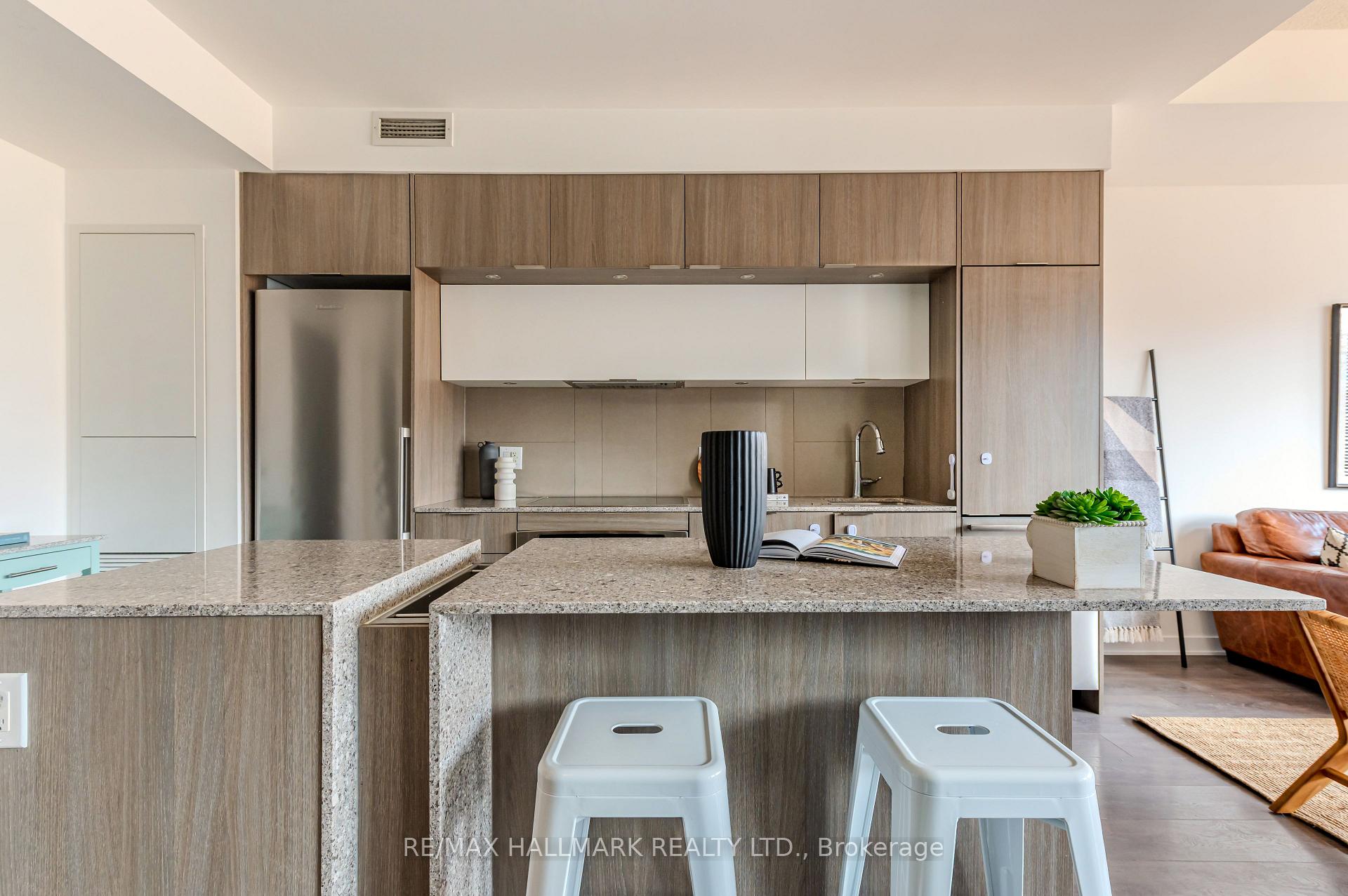 Photo 14 of 126 St David Street, Toronto, Regent Park — HOMEH