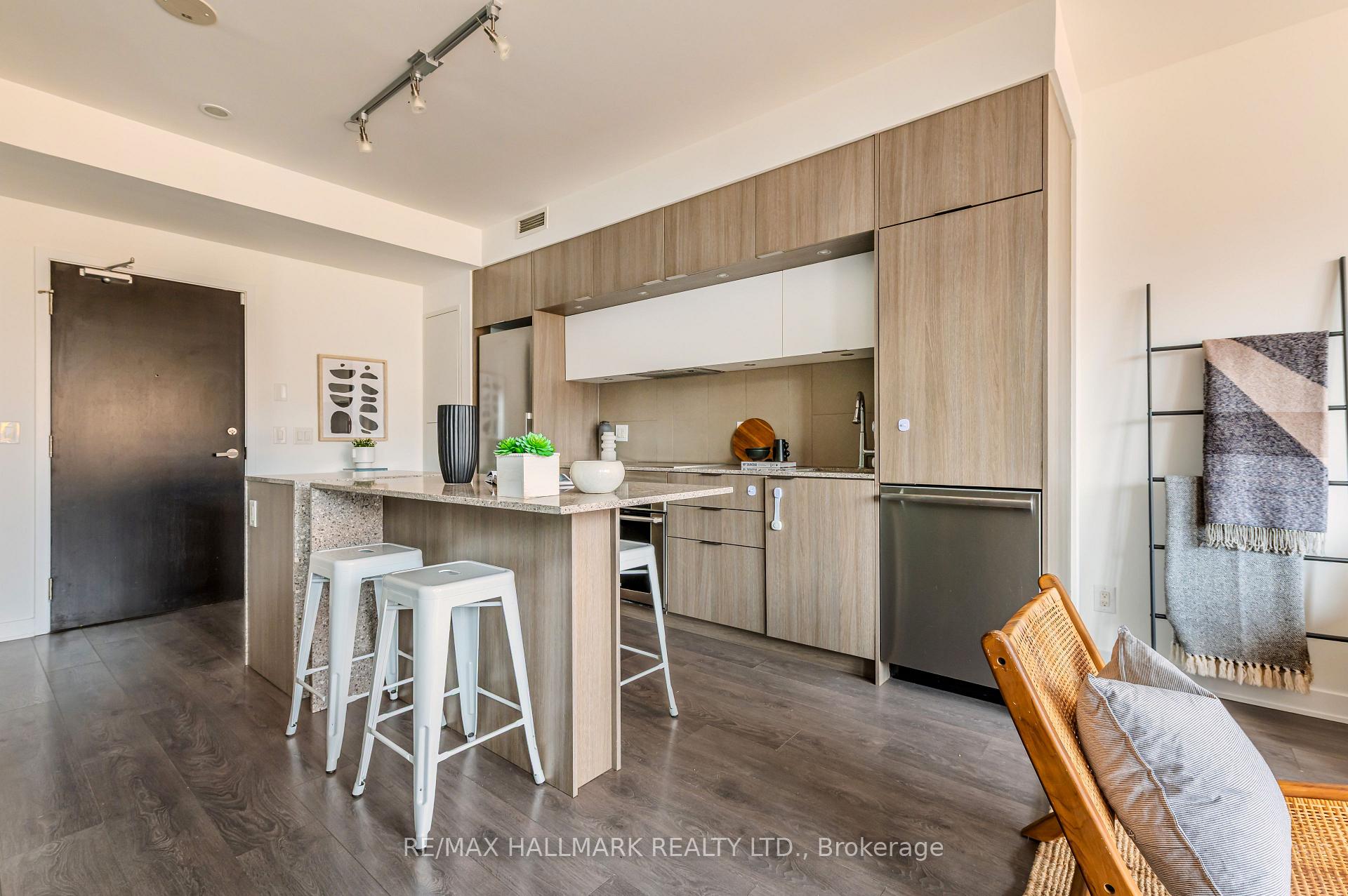 Photo 15 of 126 St David Street, Toronto, Regent Park — HOMEH