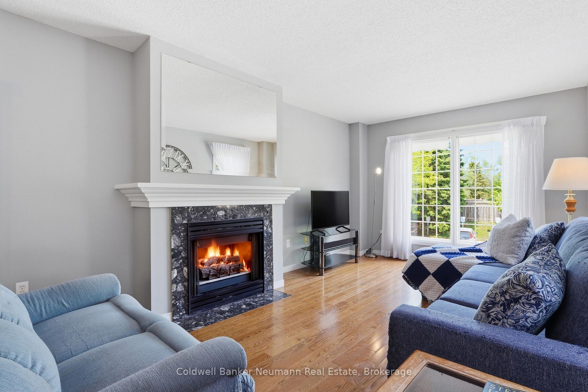 Photo 3 of Unit 49, 941 Gordon Street, Guelph, Kortright West — HOMEH