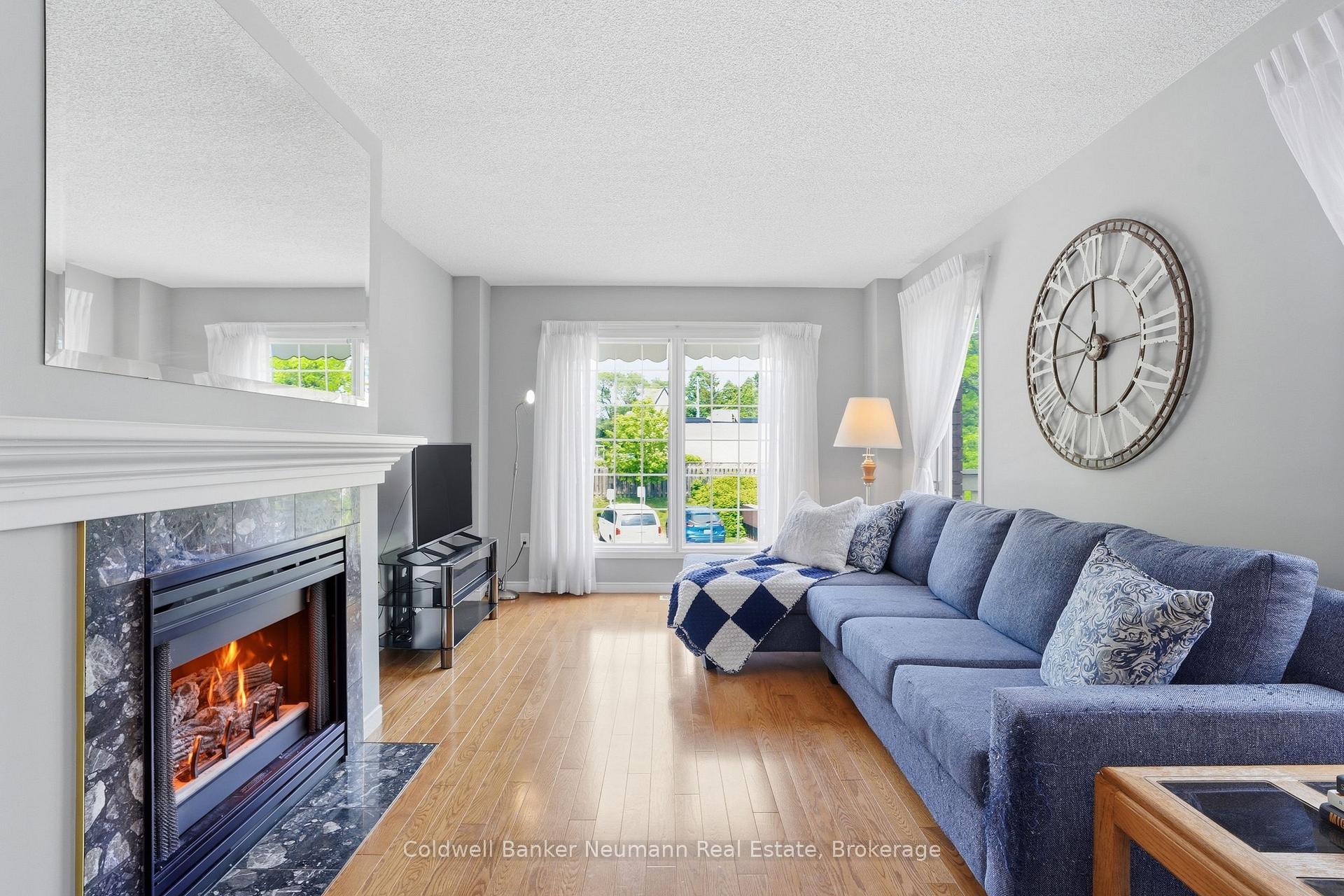 Photo 5 of Unit 49, 941 Gordon Street, Guelph, Kortright West — HOMEH