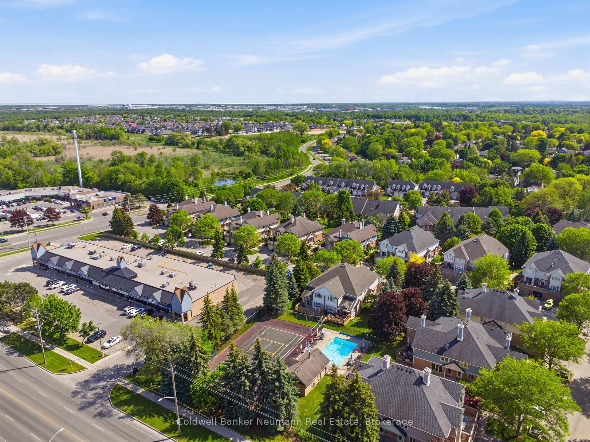 Photo 37 of Unit 49, 941 Gordon Street, Guelph, Kortright West — HOMEH